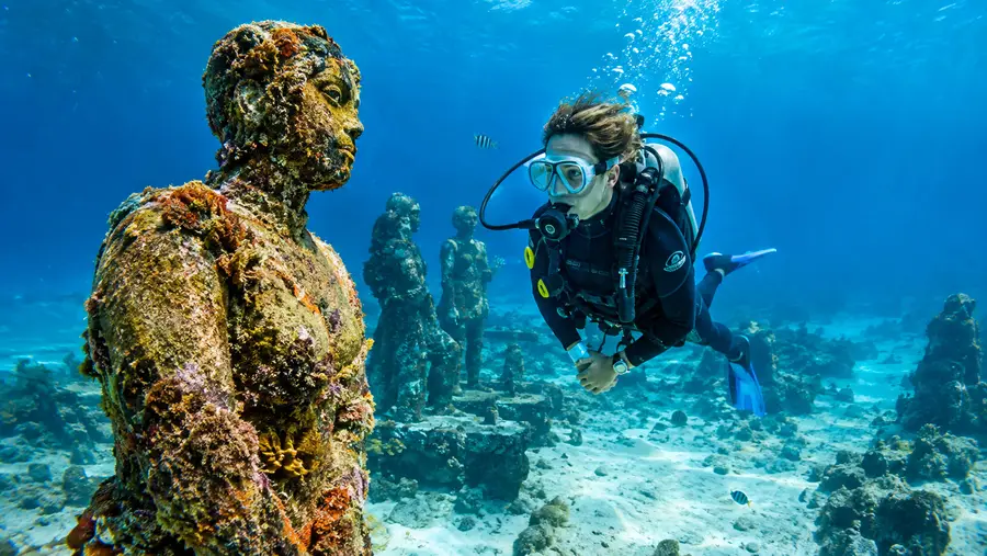 Cancun Underwater Museum Scuba Diving Guide